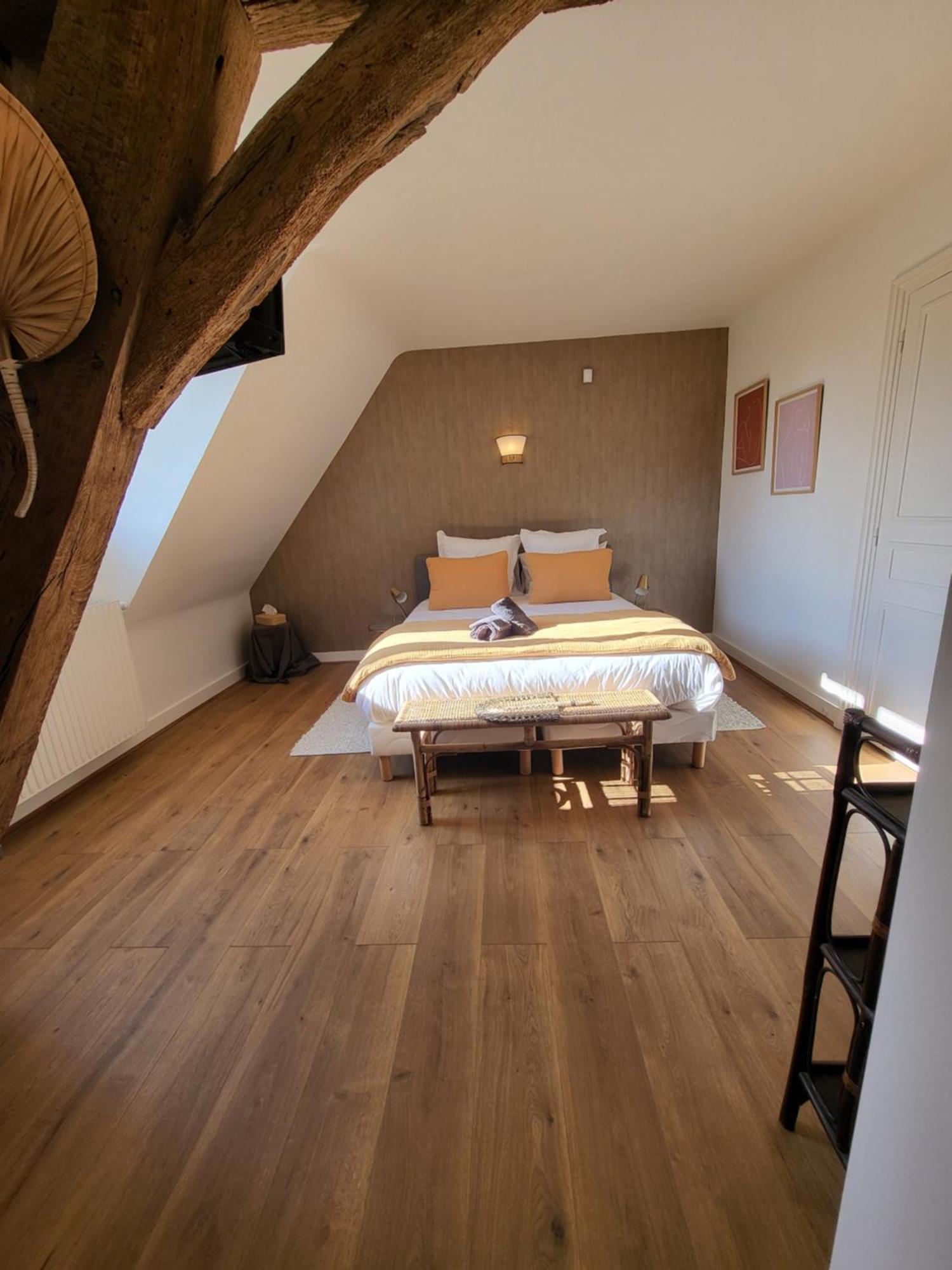 Domaine De Charme - Les Places Lassay-sur-Croisne Extérieur photo
